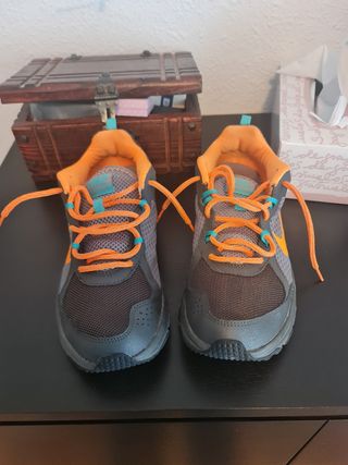 Zapatillas Nike Wild Trail terminada 42 de segunda mano por 35 EUR en  Benidorm en WALLAPOP