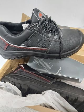 Calzado seguridad Wurth Modyf T43 de segunda mano por 35 EUR en Bilbao en  WALLAPOP