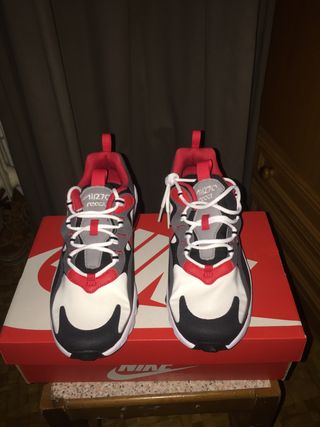 Nike Air Max 280 React de segunda mano por 90 EUR en Leganés en WALLAPOP