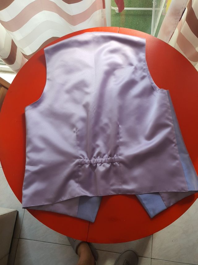 Chaleco-corbata-pañuelo boda