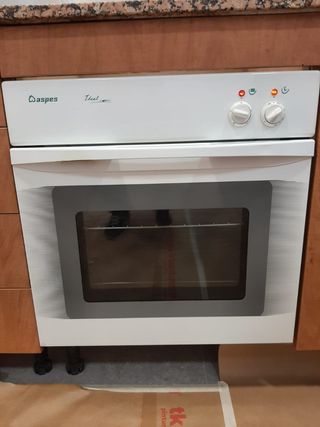 Horno de luz de segunda mano por 35 EUR en Bétera en WALLAPOP
