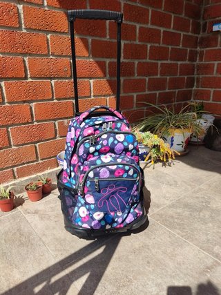 Mochila Totto de segunda mano en El Álamo en WALLAPOP
