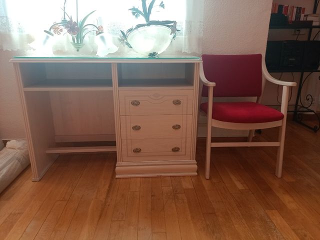 Mesa de estudio+silla