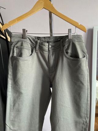 Pantalones MACSON Regular Fit Denim - Talla 32 de segunda mano por 25 EUR  en Vilanova i la Geltrú en WALLAPOP