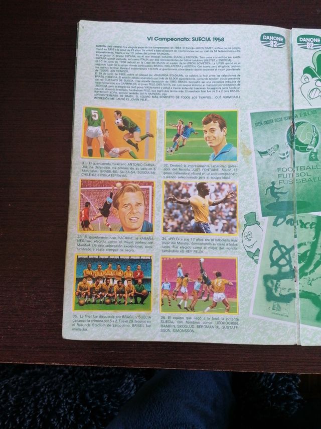 Album futbol en accion danone 82
