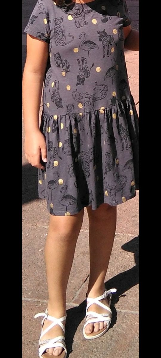 Vestido niña de H & M.