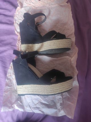 Sandalias cuña negras Marypaz 36 de segunda mano por 18 EUR en Valencia en  WALLAPOP
