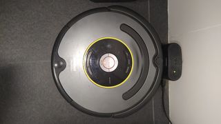 IRobot Roomba 651 de segunda mano por 40 EUR en Alboraya en WALLAPOP