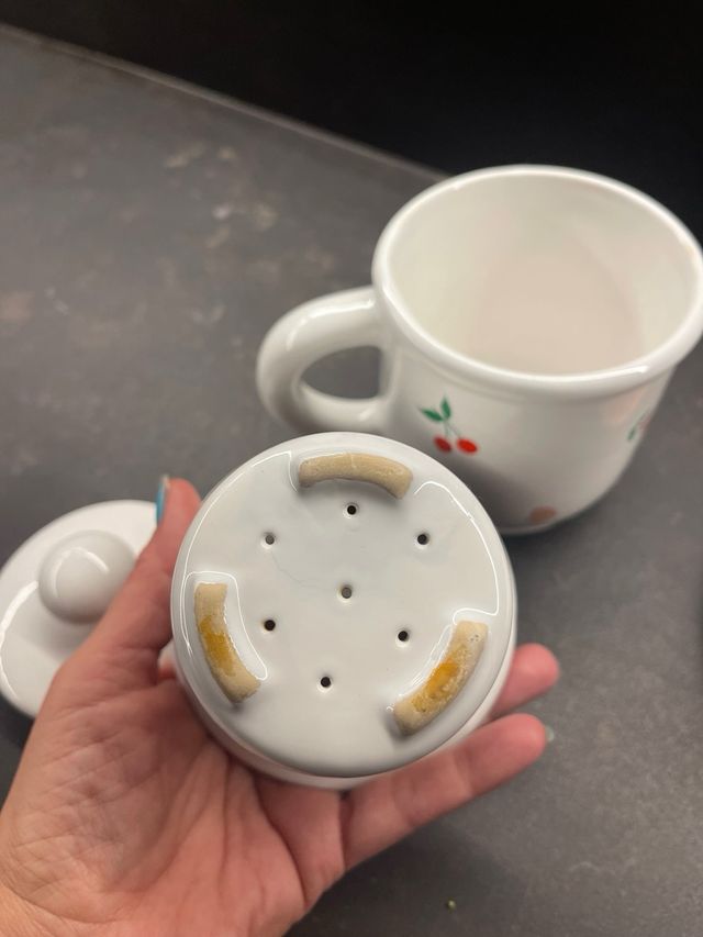 Conjunto de cocina con cerezas