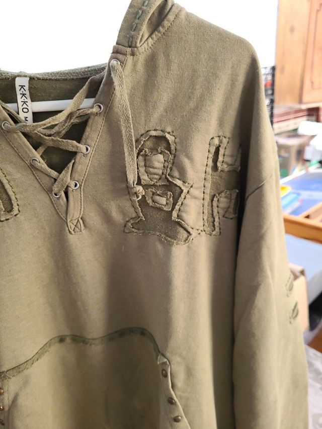 sudadera con capucha verde militar