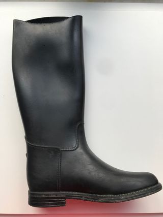 Botas equitación Decathlon de segunda mano por 5 EUR en Molino de La Hoz en  WALLAPOP