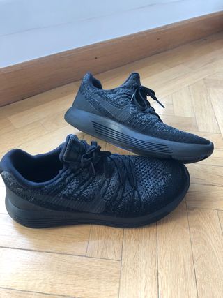 Zapatillas NIKE Running talla 43 de segunda mano por 50 EUR en Pozuelo de  Alarcón en WALLAPOP