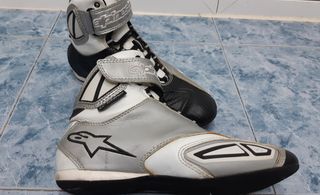 Botas moto mujer Alpinestars talla 37. de segunda mano por 55 EUR en Madrid  en WALLAPOP