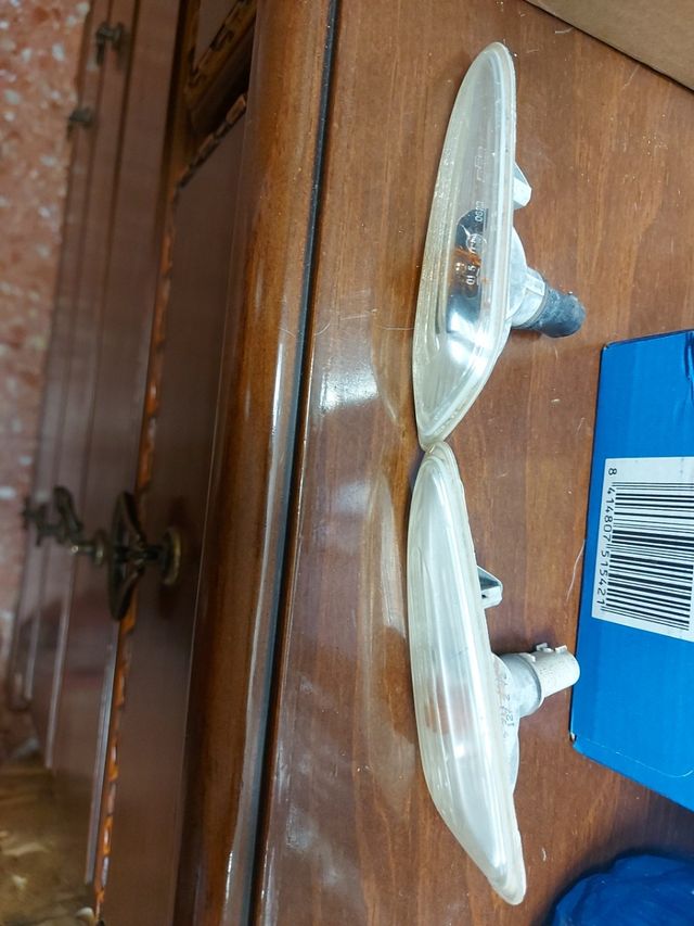 Intermitentes laterales/aleta