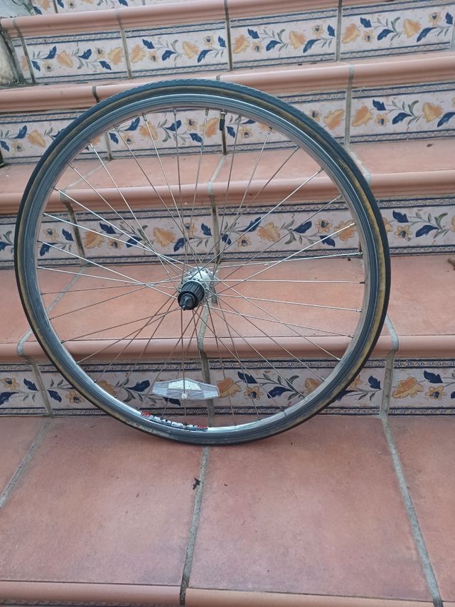Rueda de bicicleta 650 x23
