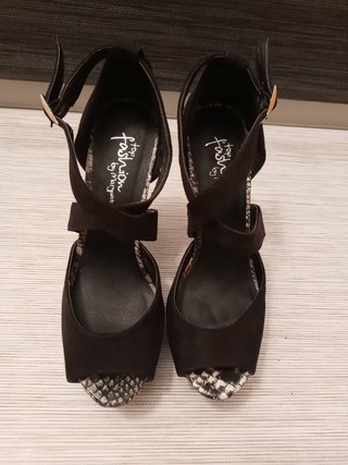 Zapatos Marypaz sandalias vestir t.37 de segunda mano por 9,5 EUR en Lleida  en WALLAPOP