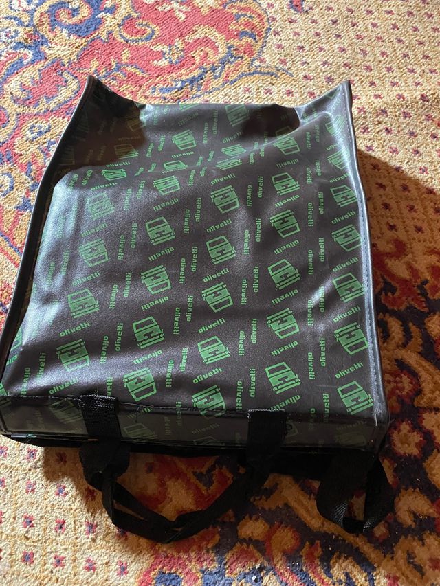 Máquina de escribir Olivetti