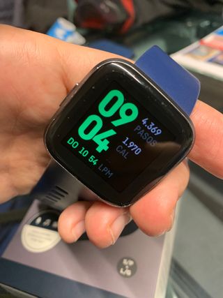 Fitbit Versa 2 de segunda mano por 40 EUR en Madrid en WALLAPOP