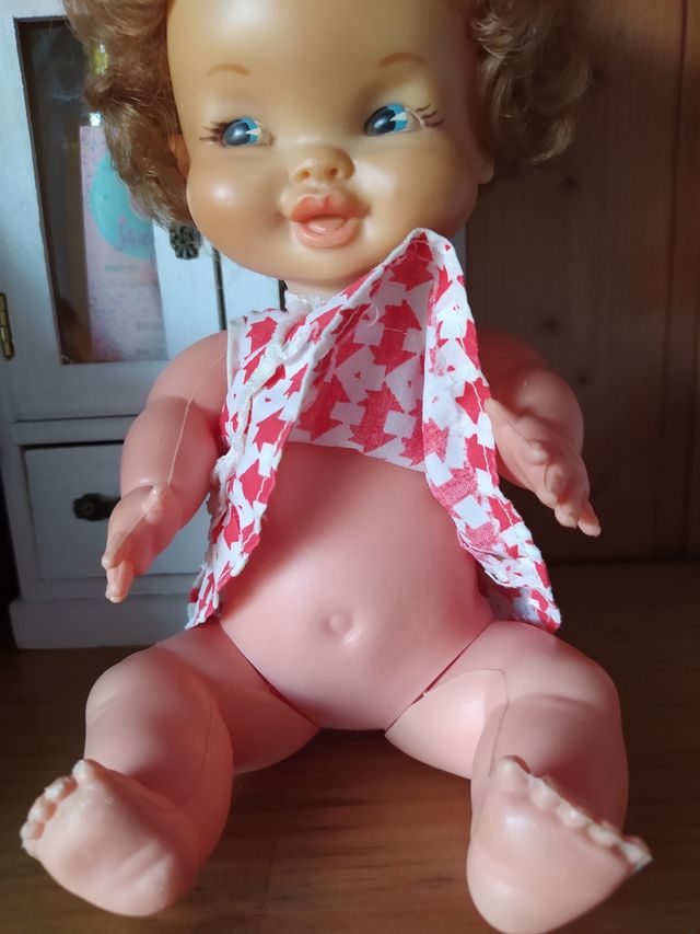 MUÑECA ANTIGUA BALITA.