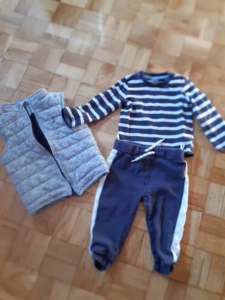Conjunto bebé. Talla 86. C\u0026amp;A. de segunda mano por 12 EUR en Getafe en  WALLAPOP