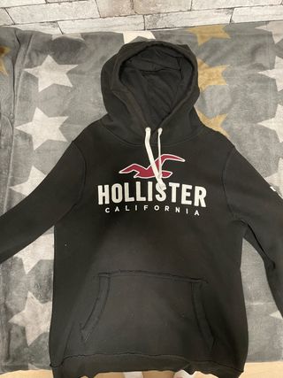 Sudadera Hollister sin capucha de segunda mano en Madrid en WALLAPOP