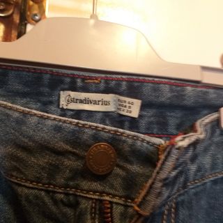 Pantalones de hombre vaqueros Stradivarius de segunda mano por 10 EUR en  Málaga en WALLAPOP