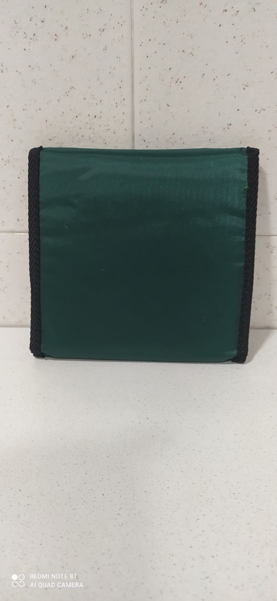 PORTA CD VERDE PER 12 CD CON VELCRO