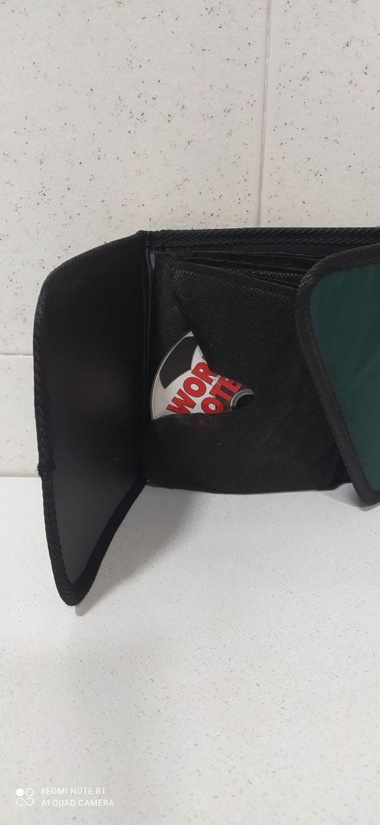 PORTA CD VERDE PER 12 CD CON VELCRO