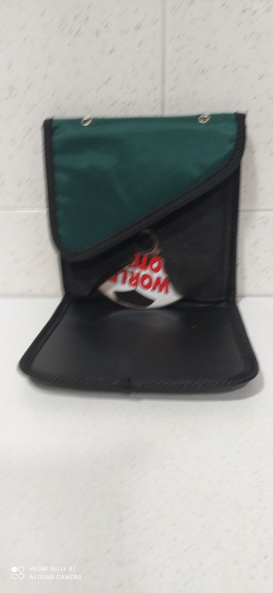 PORTA CD VERDE PER 12 CD CON VELCRO