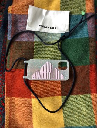 Funda Bimba y Lola IPhone 13 pro Max de segunda mano por 10 EUR en  Valladolid en WALLAPOP