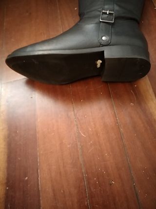 Botas planas azul marino de segunda mano por 5 EUR en Santander en WALLAPOP