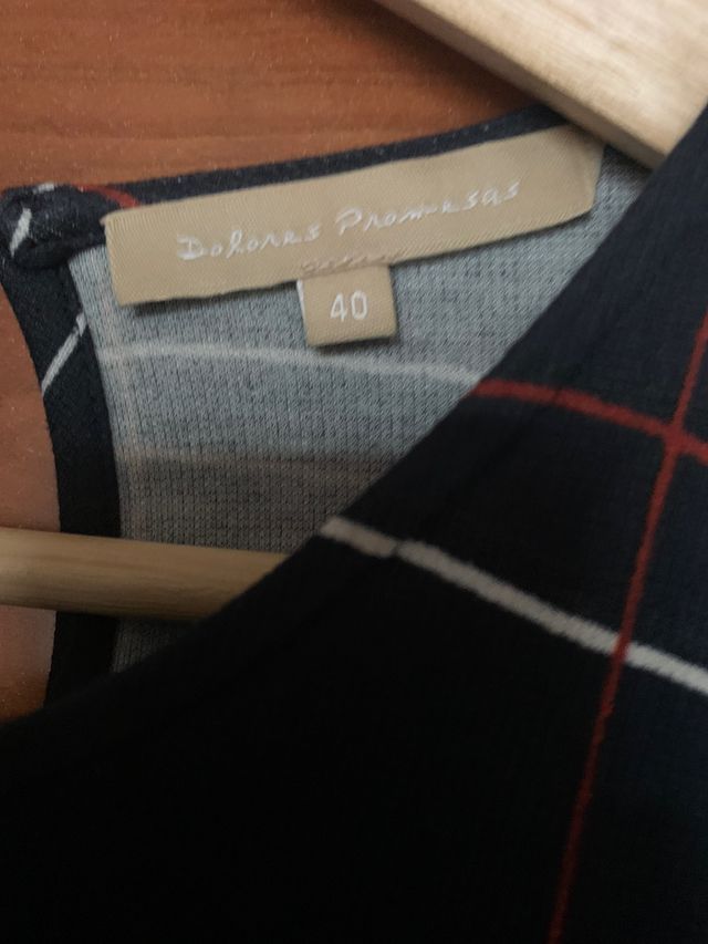 Vestido dolores promesas azul marino drapeado