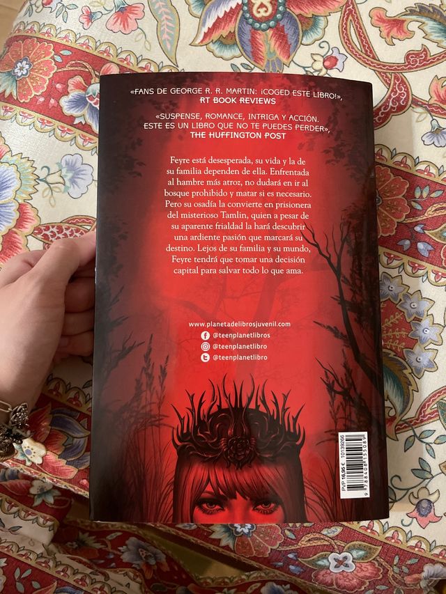 Una corte de rosas y espinas