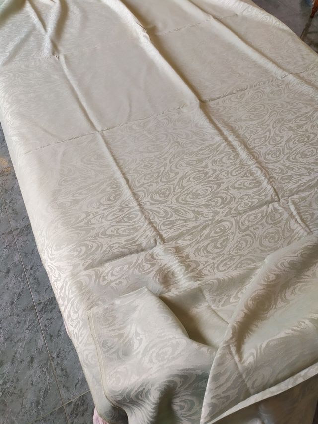 1 CORTE TELA LISA VERDE CLARO 3,45 MTS X 2,85