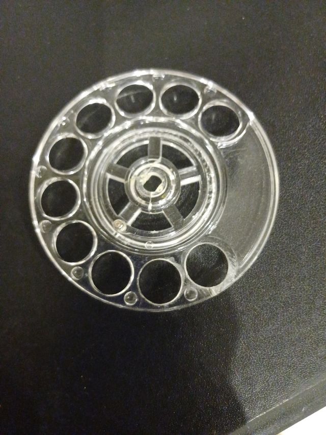 disco numérico antiguo esmaltado o de plásticoc