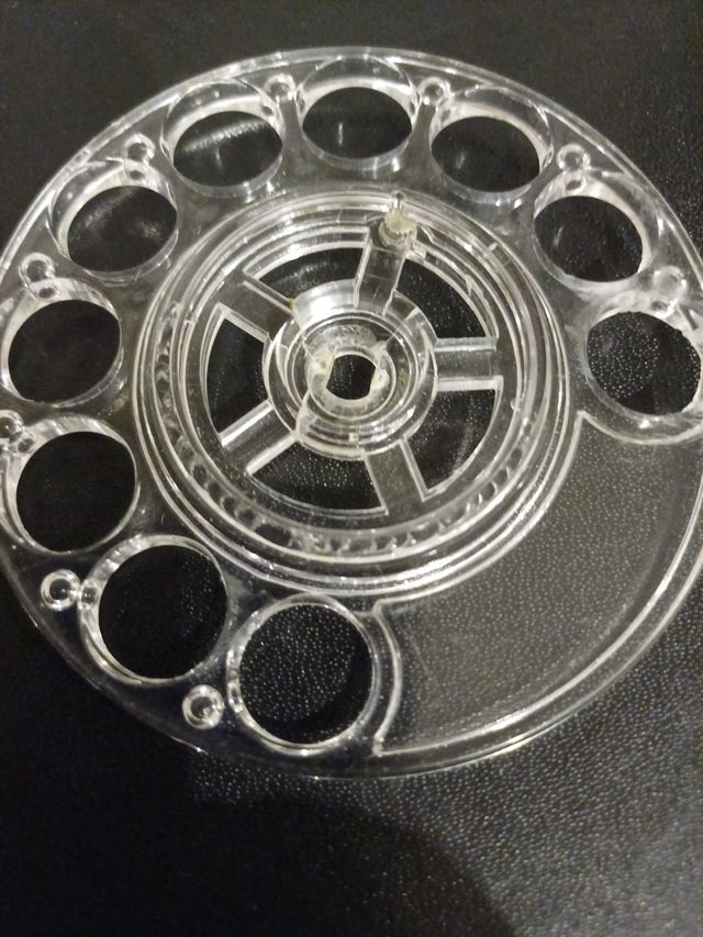 disco numérico antiguo esmaltado o de plásticoc