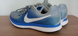 NIKE ZOOM PEGASUS 43 de segunda mano por 25 EUR en Cartagena en WALLAPOP