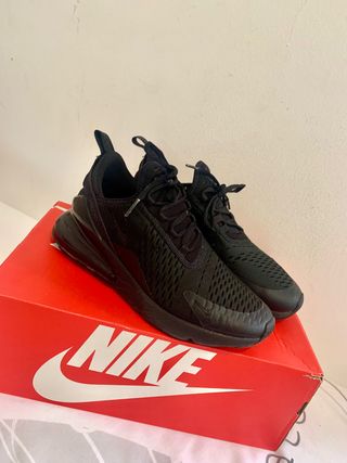 Playeras Nike air max 270 de segunda mano por 35 EUR en Las Palmas de Gran  Canaria en WALLAPOP