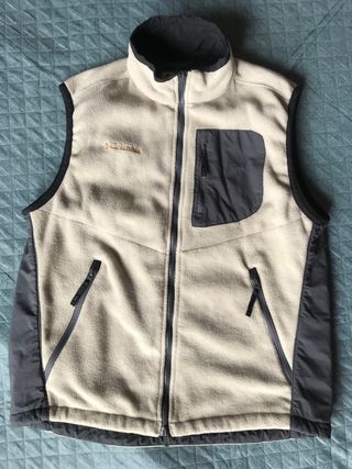 Chaleco polar Columbia Titanium. Talla L. de segunda mano por 20 EUR en  Rivas-Vaciamadrid en WALLAPOP