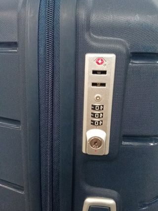 Samsonite Flux Spinner L Maleta Expansible, 75 cm, de segunda mano por  94,95 EUR en Fuenlabrada en WALLAPOP