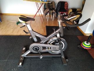 Bici Spinning DIADORA RACER 22 de segunda mano por 210 EUR en Valdemoro en  WALLAPOP