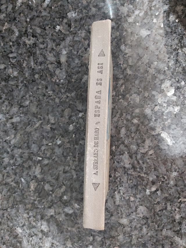 libro ESPAÑA ES ASÍ