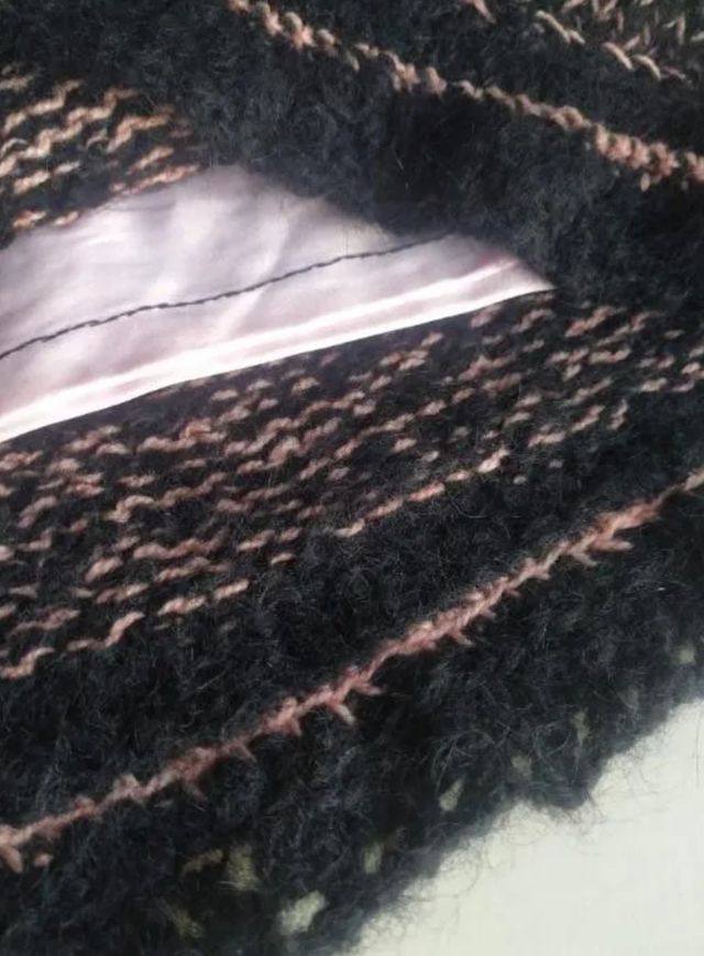 Falda de lana. Cintura elástica. Hecha a mano. 38