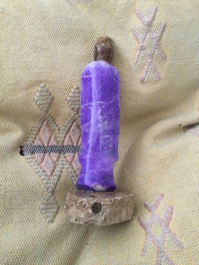 Figura de monje chino de alabastro