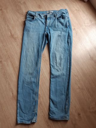 Vaqueros Mango man talla 42 de segunda mano por 10 EUR en Cáceres en  WALLAPOP