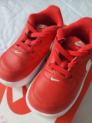 Nike air force one talla 22 de segunda mano por 25 EUR en Albacete en  WALLAPOP
