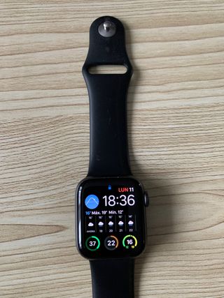 Apple watch 4 segunda mano en Gijón en WALLAPOP