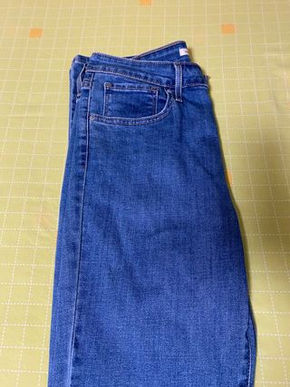 Pantalones Levis de segunda mano en Sant Cugat del Vallès en WALLAPOP