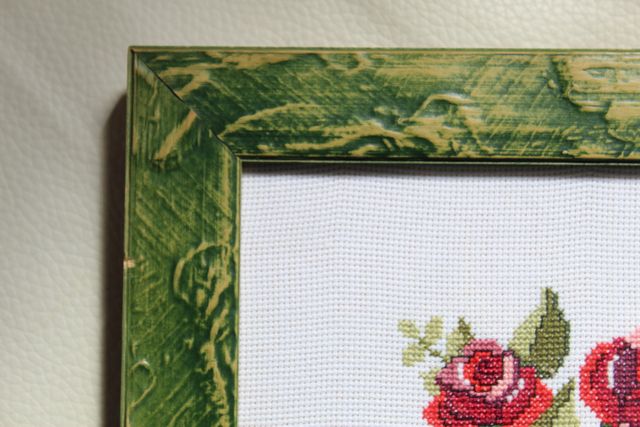 Cuadro punto de cruz con marco de madera