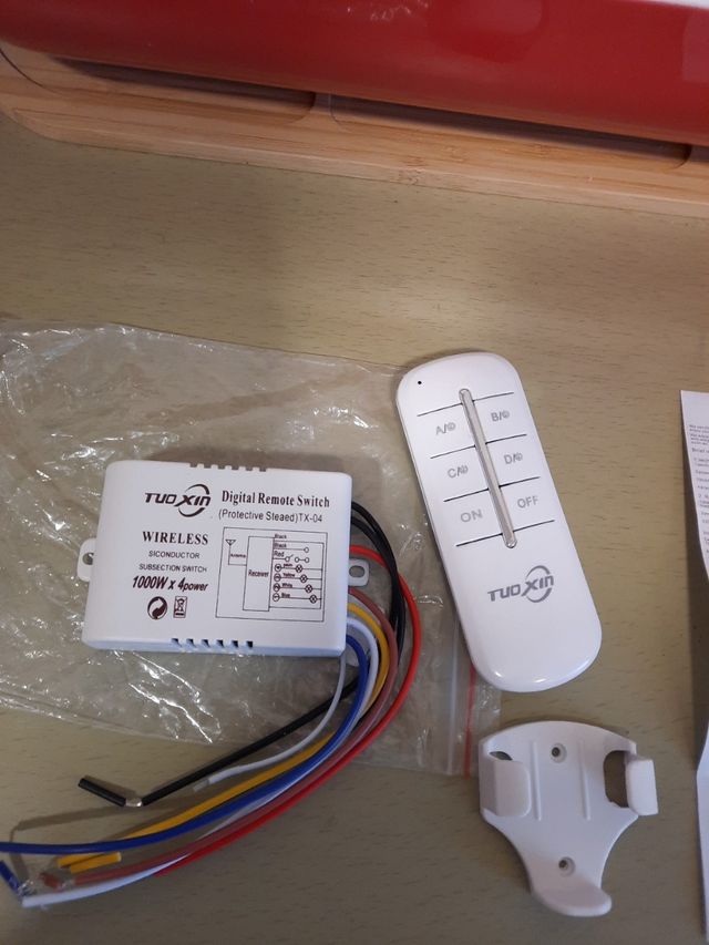 mando y relé para activar receptores